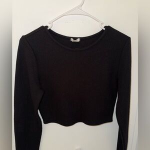 bozzolo black long sleeve crop top